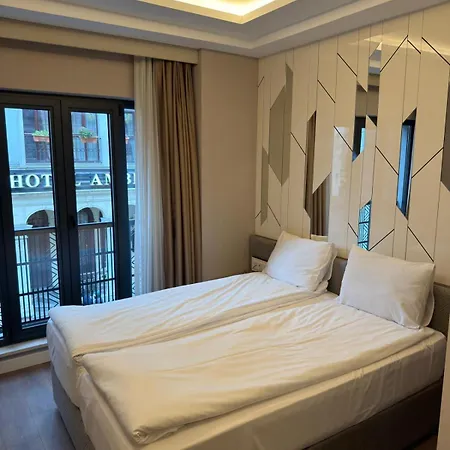 Solis Boutique לינה וארוחת בוקר 4*