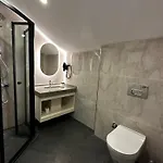 Solis Boutique Bed and Breakfast 4*