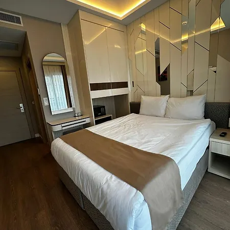 Solis - Kumkapi Bed & Breakfast 4*