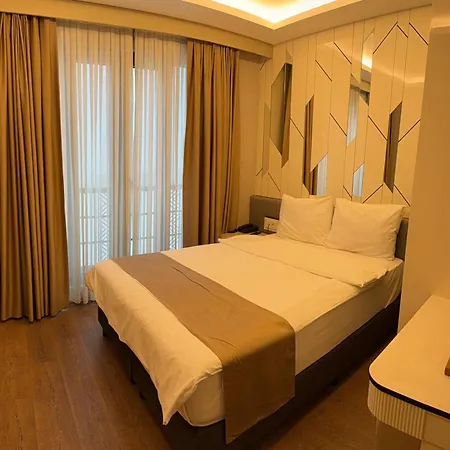 Solis Boutique 4*