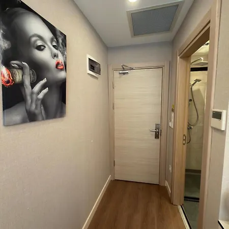 Solis Boutique 4*