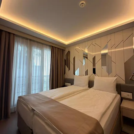 Solis Boutique 4*