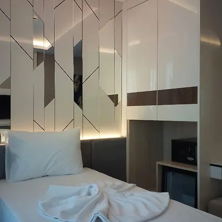 Solis Boutique Bed & Breakfast *